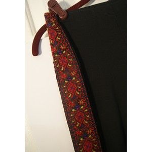 Sm Sparkle & Fade Embroidered Leggings Down Leg Floral Design Red Black